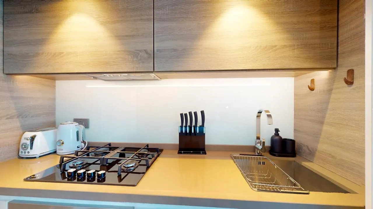 Studio One Tower - Cosy Studio In Dubai Marina United Arab Emirates