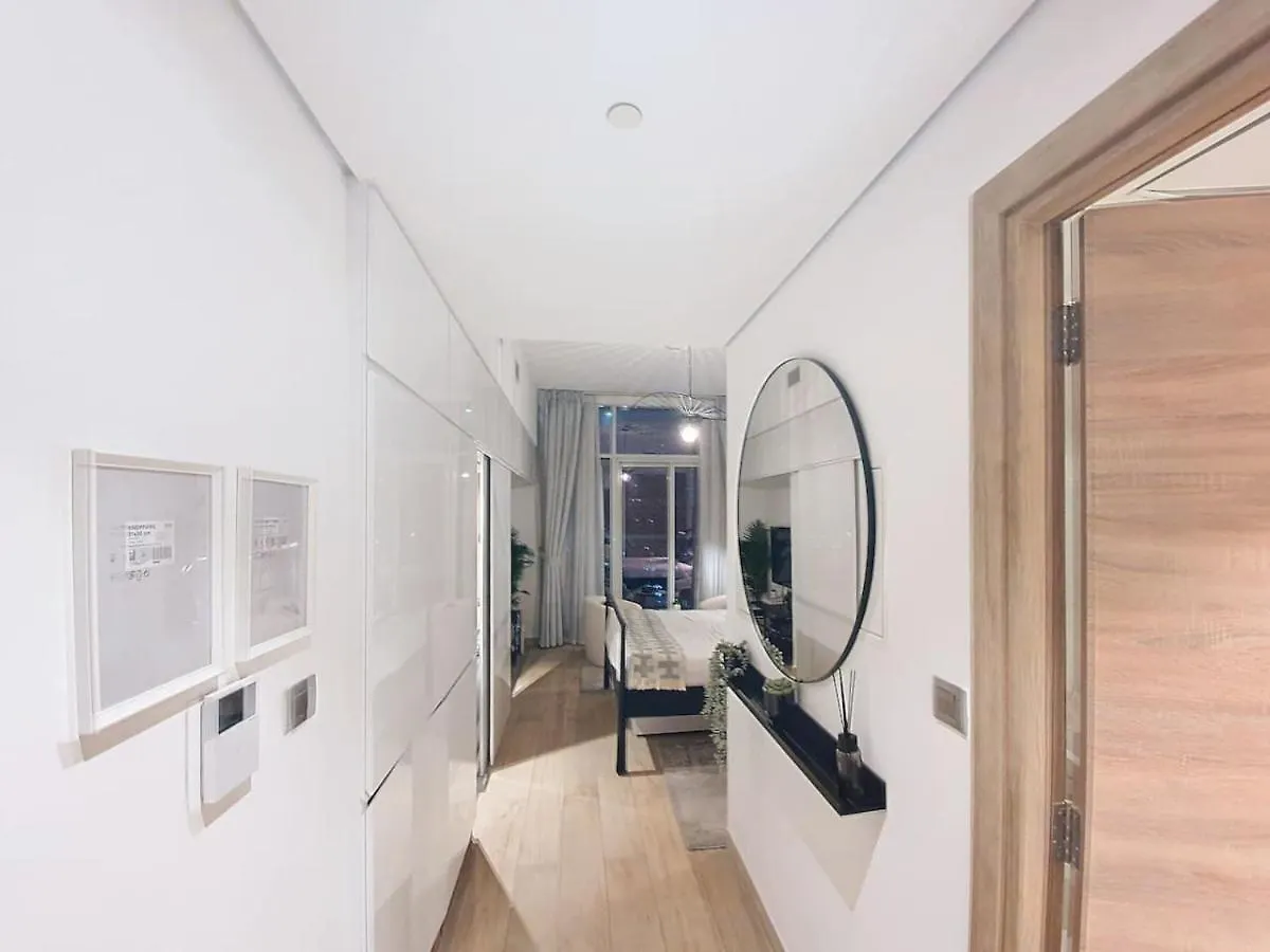 Studio One Tower - Cosy Studio In Dubai Marina
